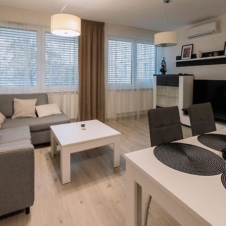 Apartamento Skau Dunajska 58A Apt3 Bratislava Exterior foto