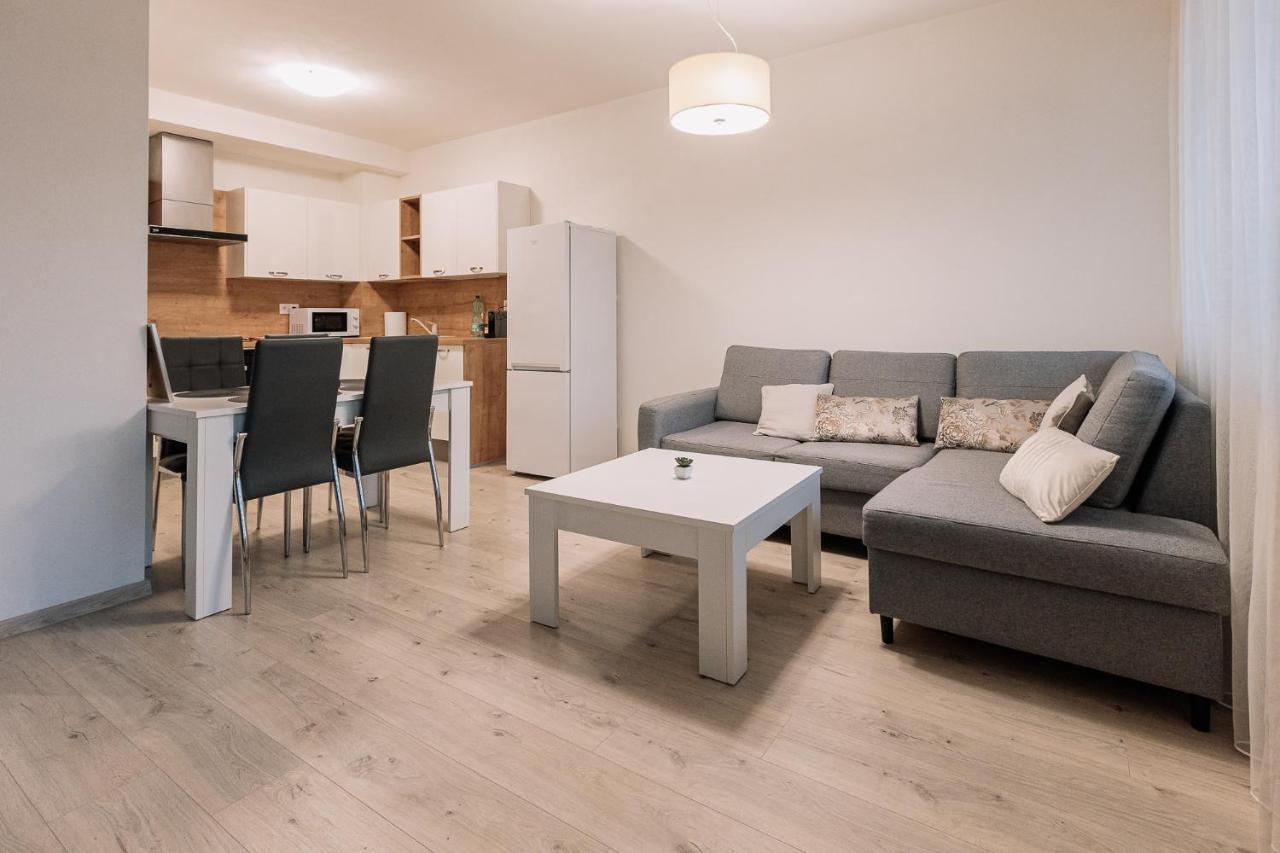 Apartamento Skau Dunajska 58A Apt3 Bratislava Exterior foto